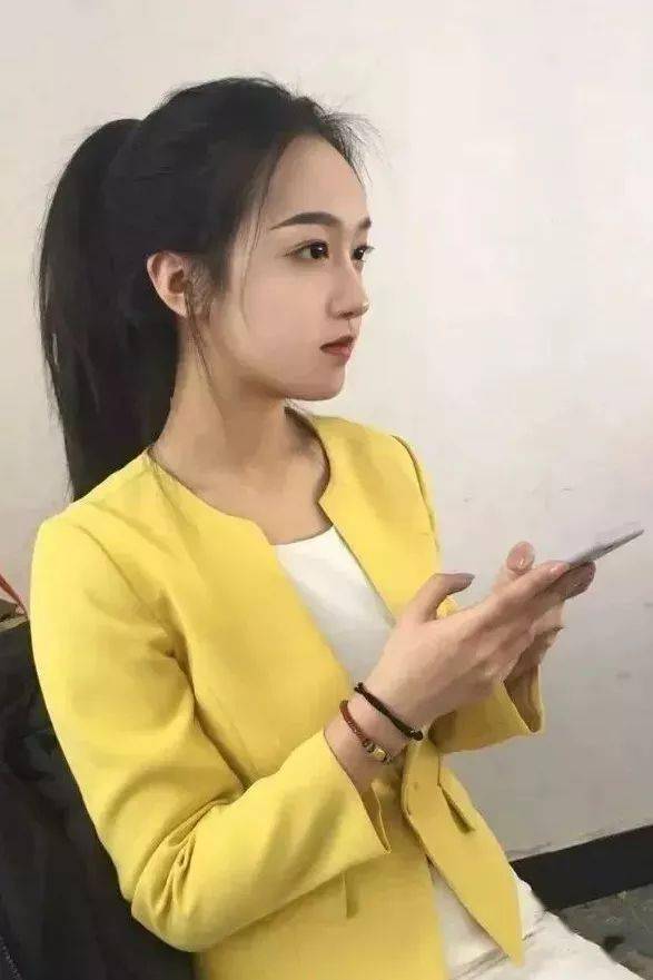 燕妮|播音主持艺考生最全穿搭推荐,艺考你穿对了吗?