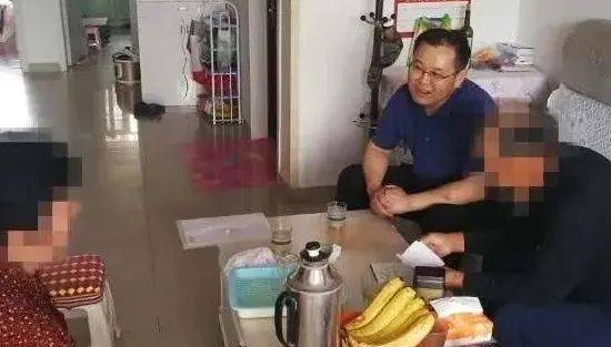 是什么给周大爷带来了希望