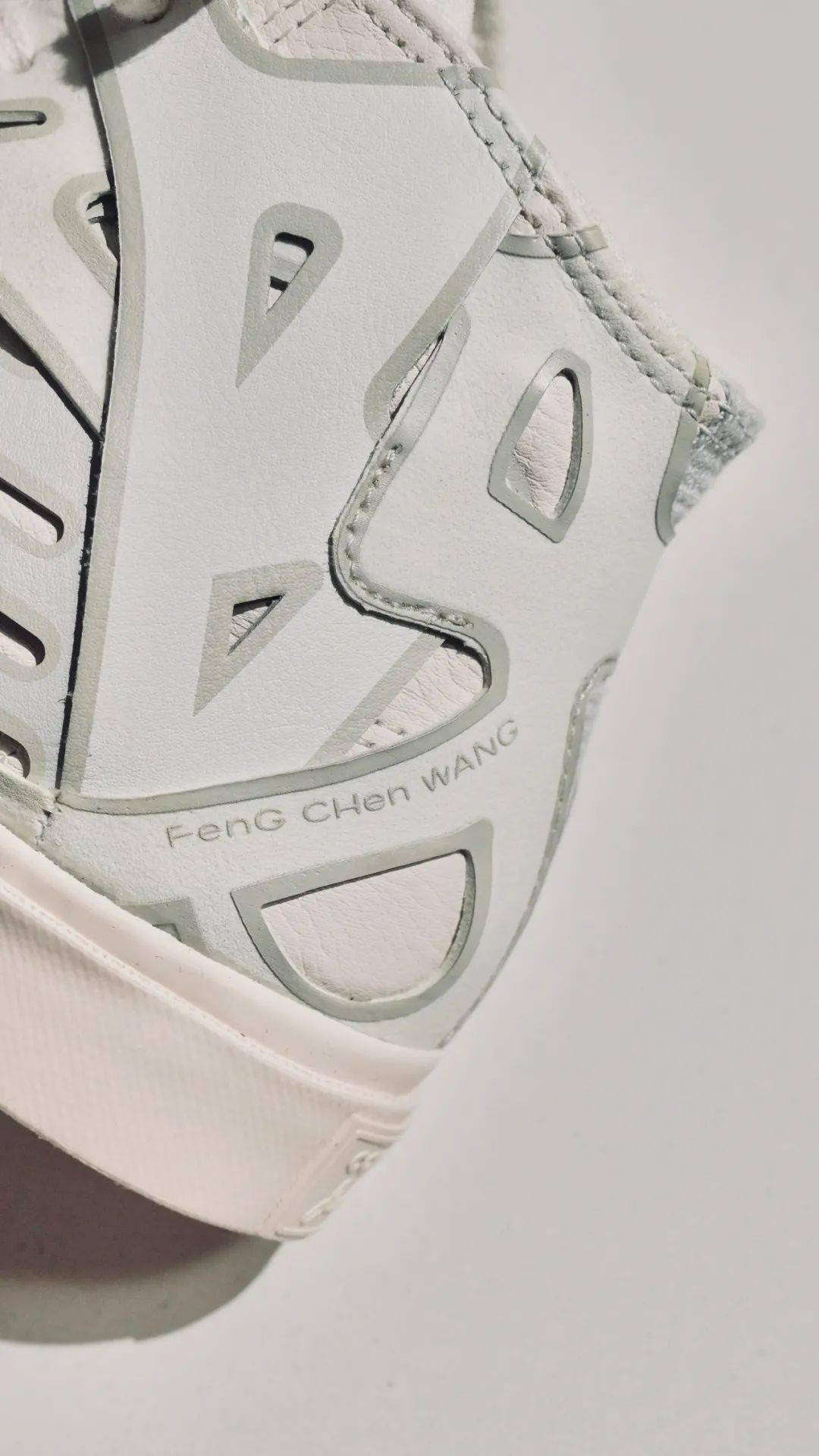 Jack|鞋讯丨再次体验和 FENG CHEN WANG × Converse 有关的“字里行间”