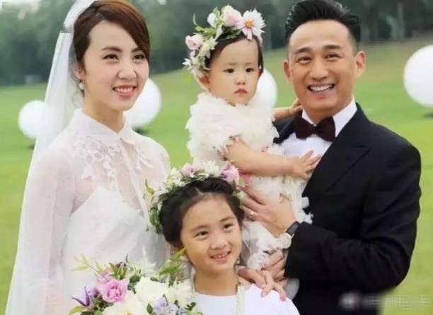 黄磊老婆孙莉晒视频,穿露脐装跳热舞