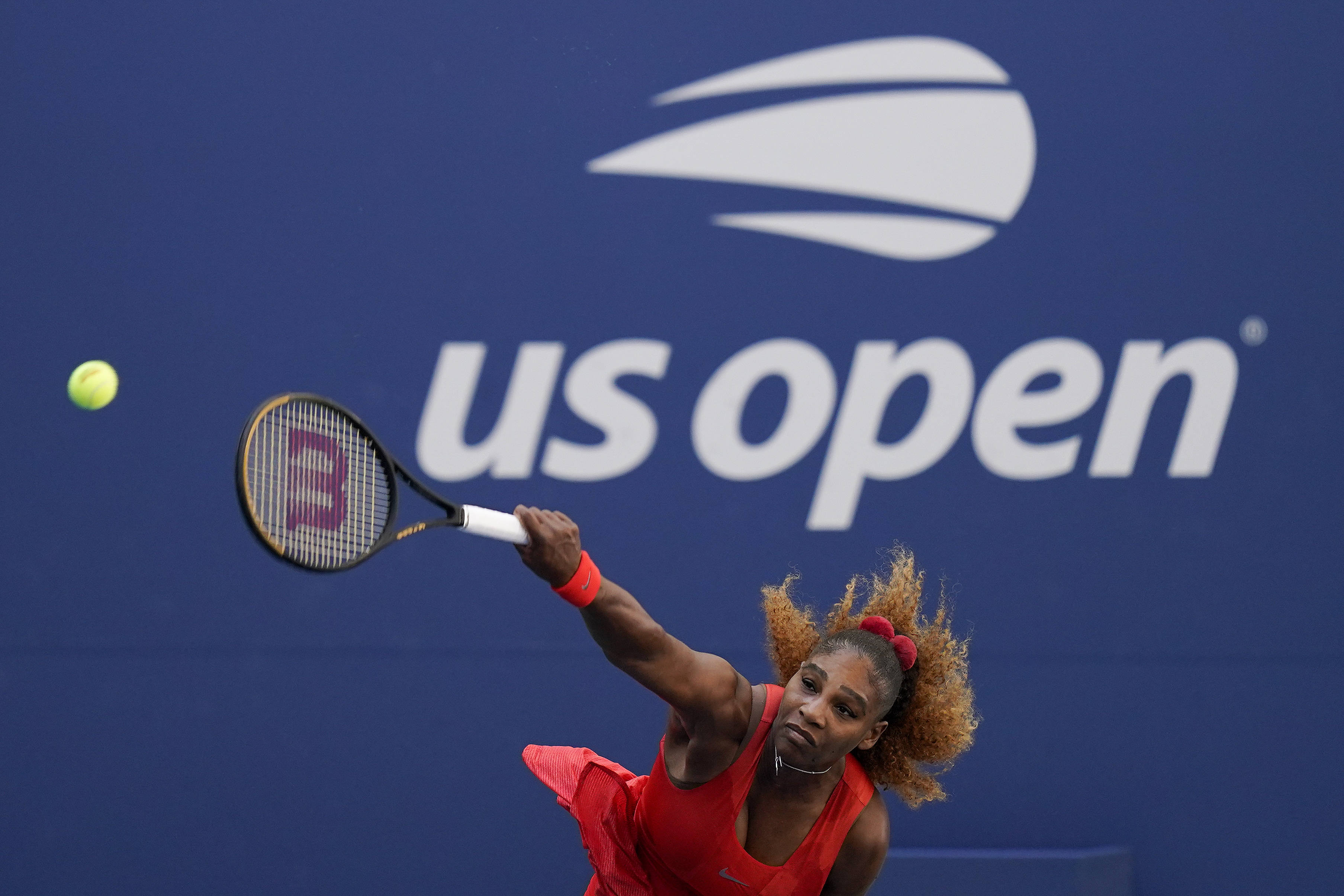 当日,在美国纽约进行的美国网球公开赛女单第三轮比赛中,美国选手塞
