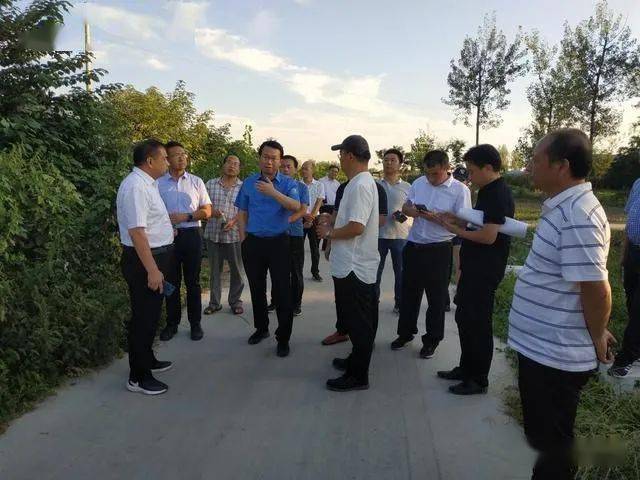 内乡县长杨曙光带队调研现代农业产业园配套项目规划情况