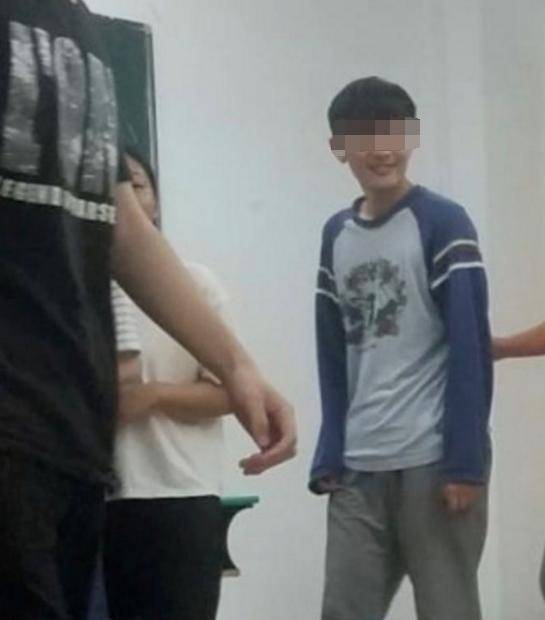 孟磊|关注 | 95后大学生捐遗体给母校，这条朋友圈让人泪崩