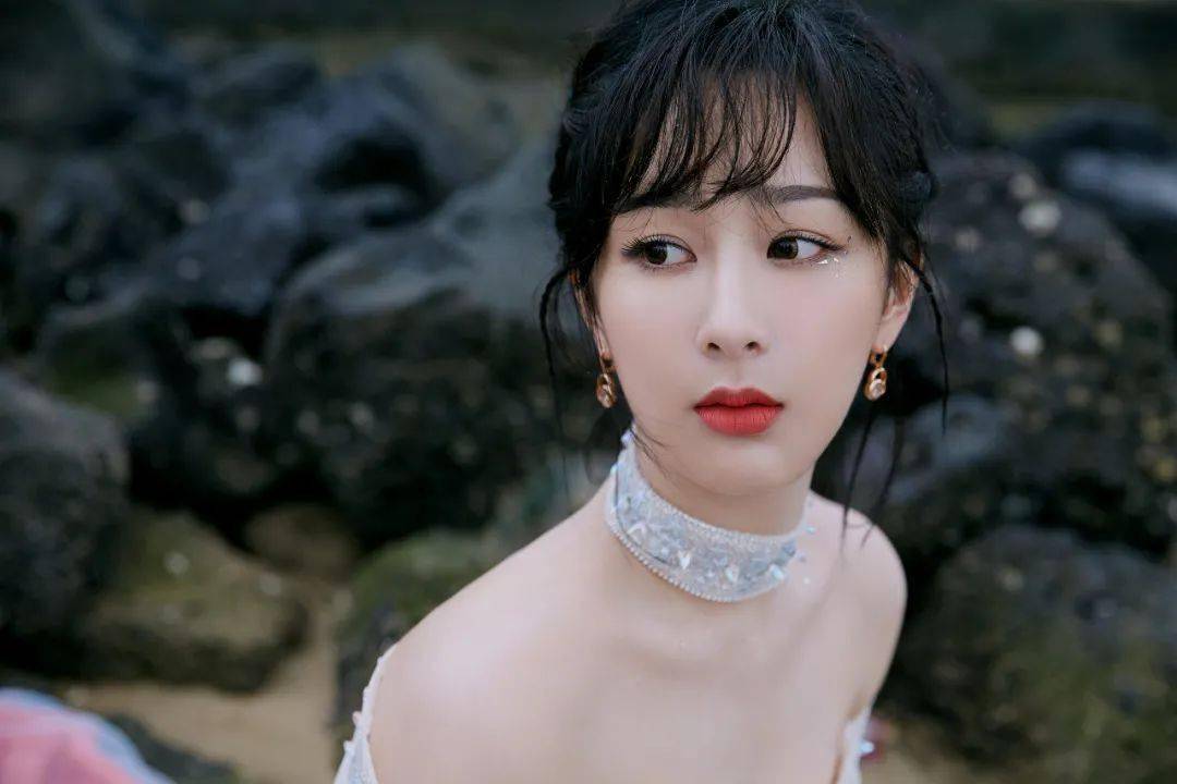 眼妆|都说赵丽颖、杨采钰美了好多，我总结了8条她们的变美经！