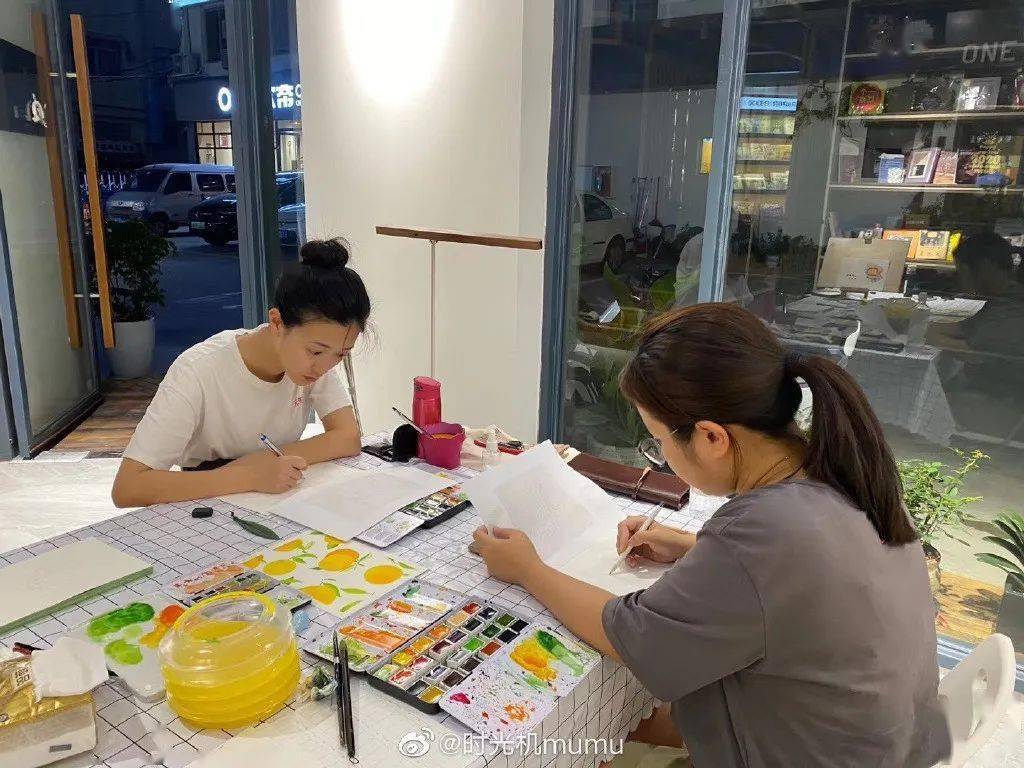时光机|茄子访谈 | 时光机摄影，一家有水彩画教学的摄影工作室