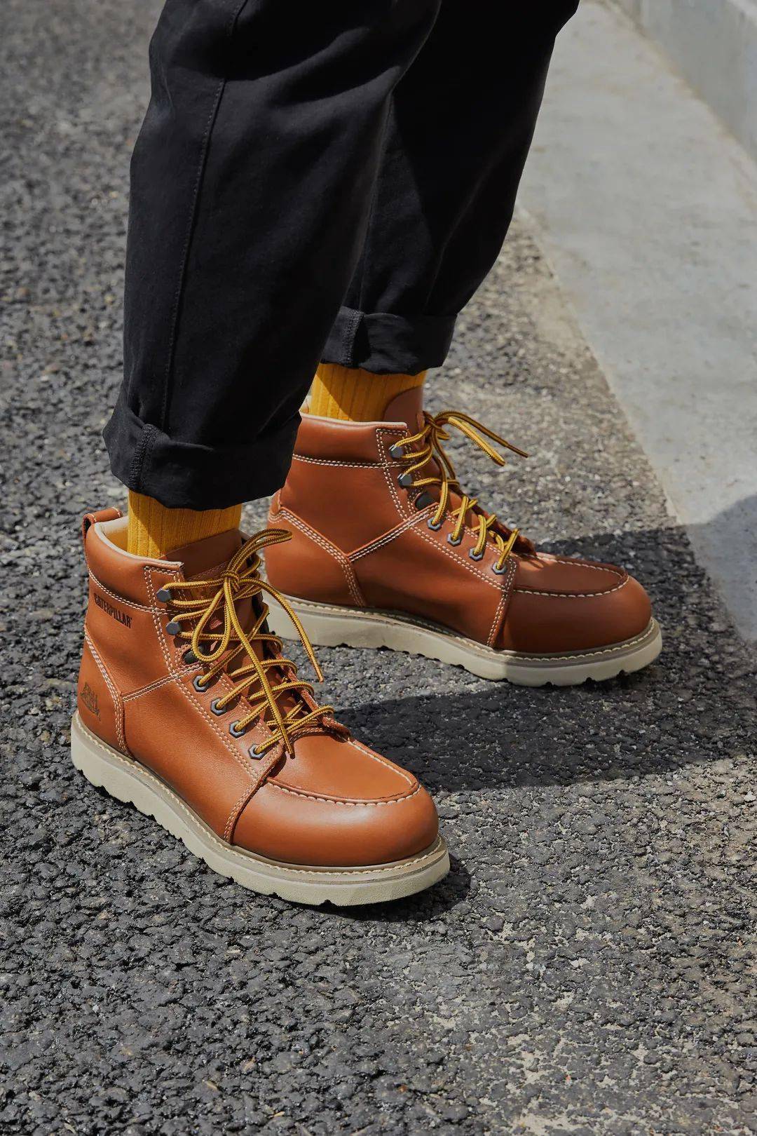 同靴是什么意思 f4fea054dba0448f8e579339cc609f47.jpeg