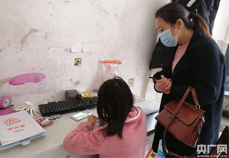 安源|江西安源：扎根乡村教育二十三载的“周老师”