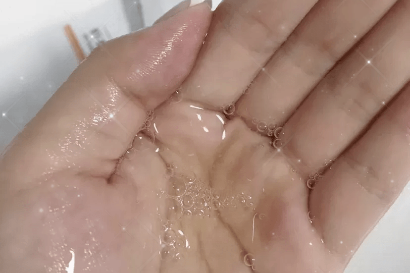 根源|三层遮瑕都遮不掉这烦人的痘印？不如就从根源下手！