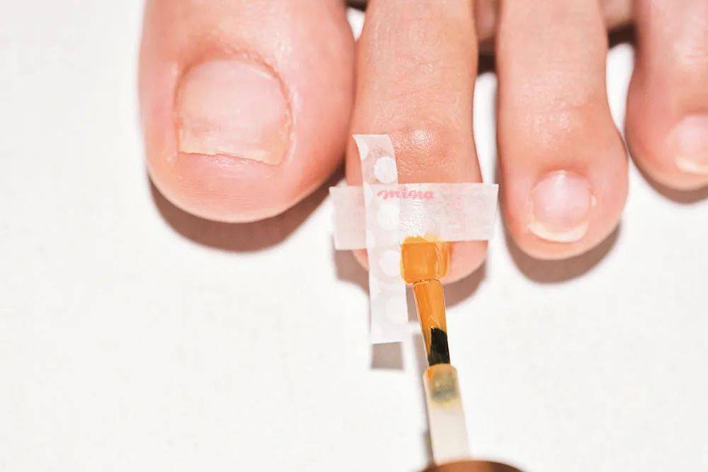 夏末|夏末时节 演绎极致的微色彩美甲