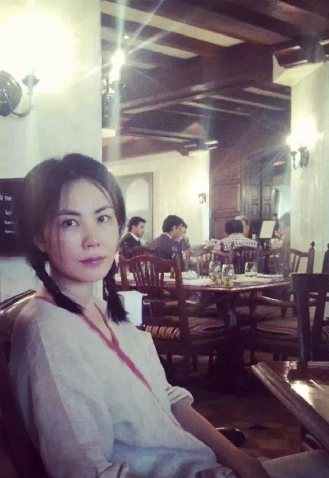正方形脸|发型拯救不了你脸型，但配合穿搭就可以！