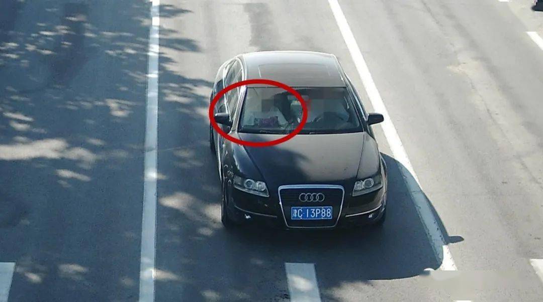 坐副驾驶不系安全带怎么处理 4415c1213acd4ab4b6ba286aa17e9830.jpeg