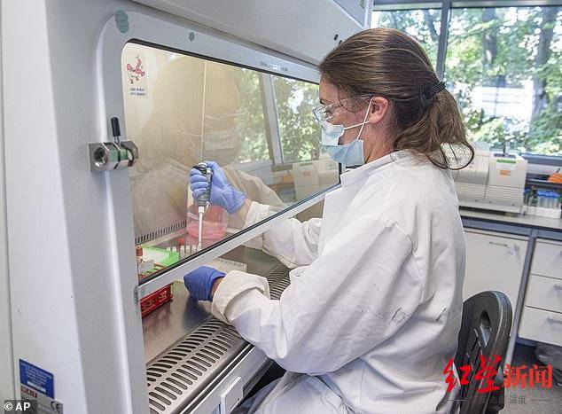 疫苗|牛津参与的新冠疫苗试验全球叫停 志愿者亲述接种后感受…