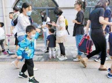 幼儿园|小班昨天开园 全市中小学幼儿园全部开学