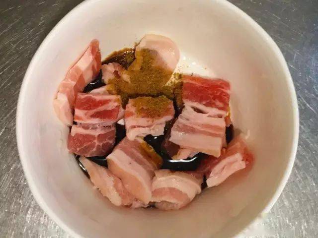 干锅|特别下饭的干锅菜花炒青椒