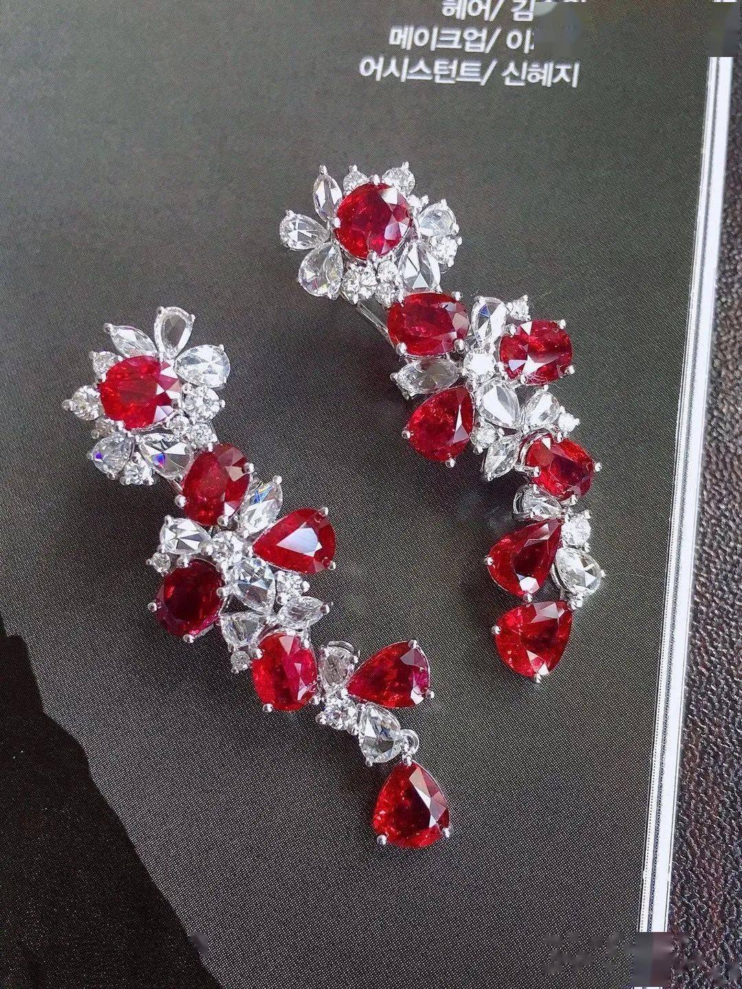 区别|女人戴珠宝和戴黄金首饰有什么区别？