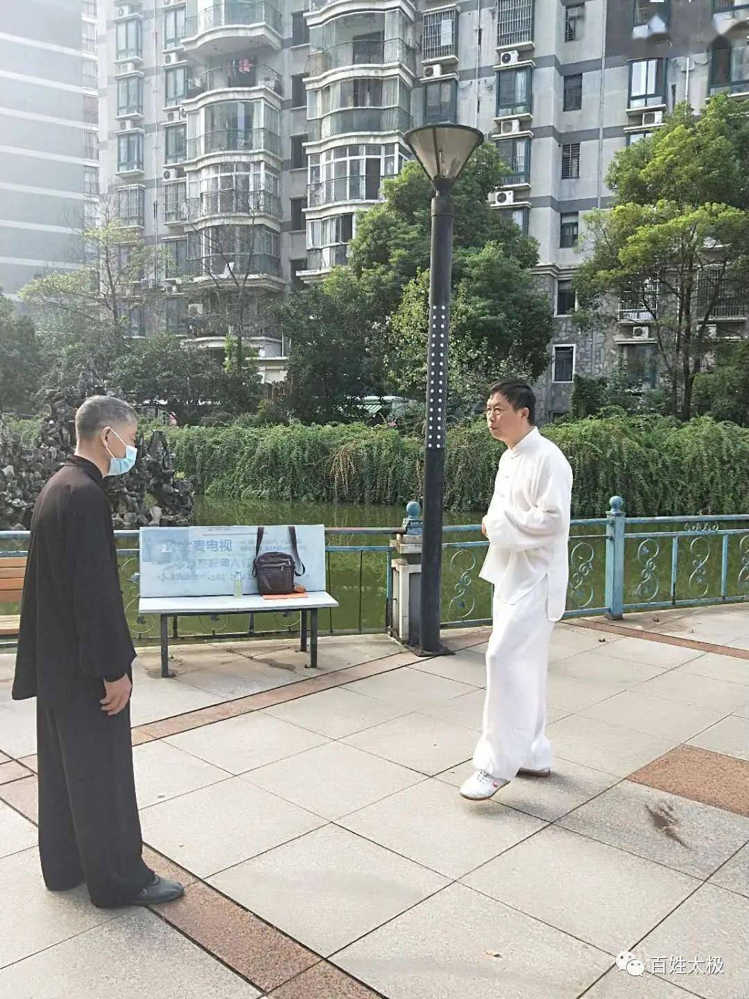 百姓太极 09-13 12:17 订阅 朱忠振 2020年9月11日,潘老师老早就来