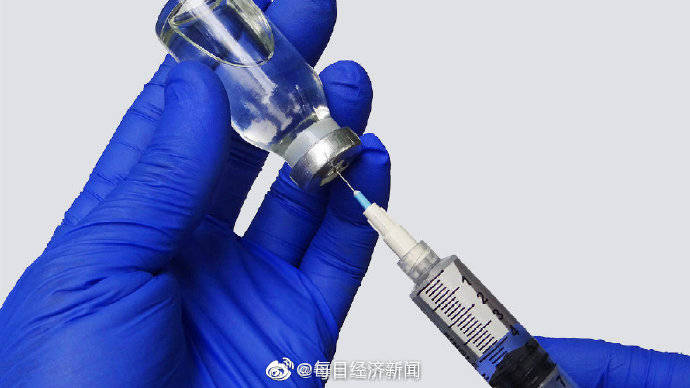 进行|高福称暂没必要大规模接种疫苗，建议分层进行