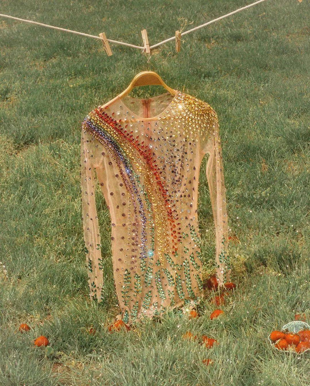 @lirika|小众品牌分享 | 女孩们都想要草莓裙