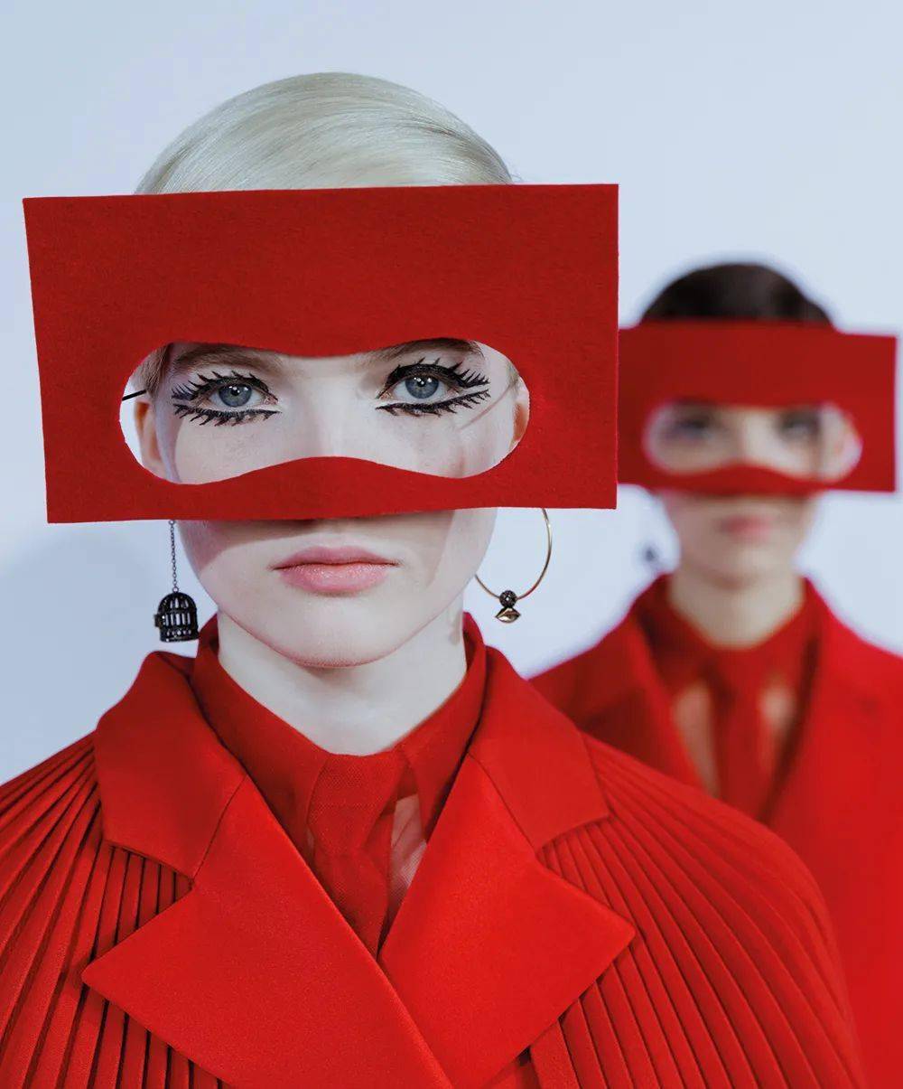 Stephen|连戴妃都是他的忠粉？走进Stephen Jones的“疯帽子”王国