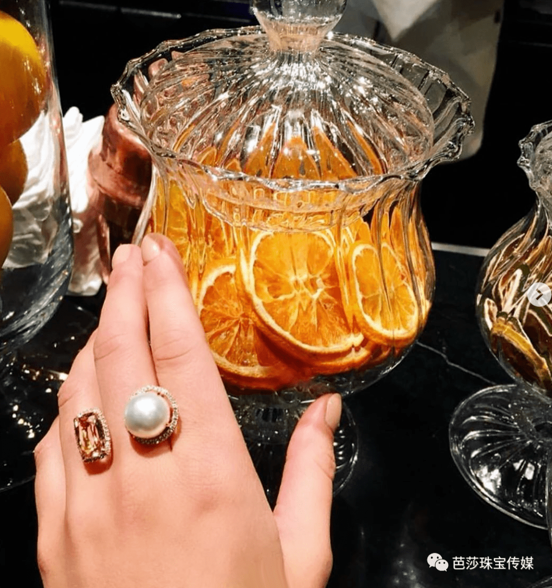 宝石|看完宋妍霏的小红书，就想马上去扒她的首饰盒！