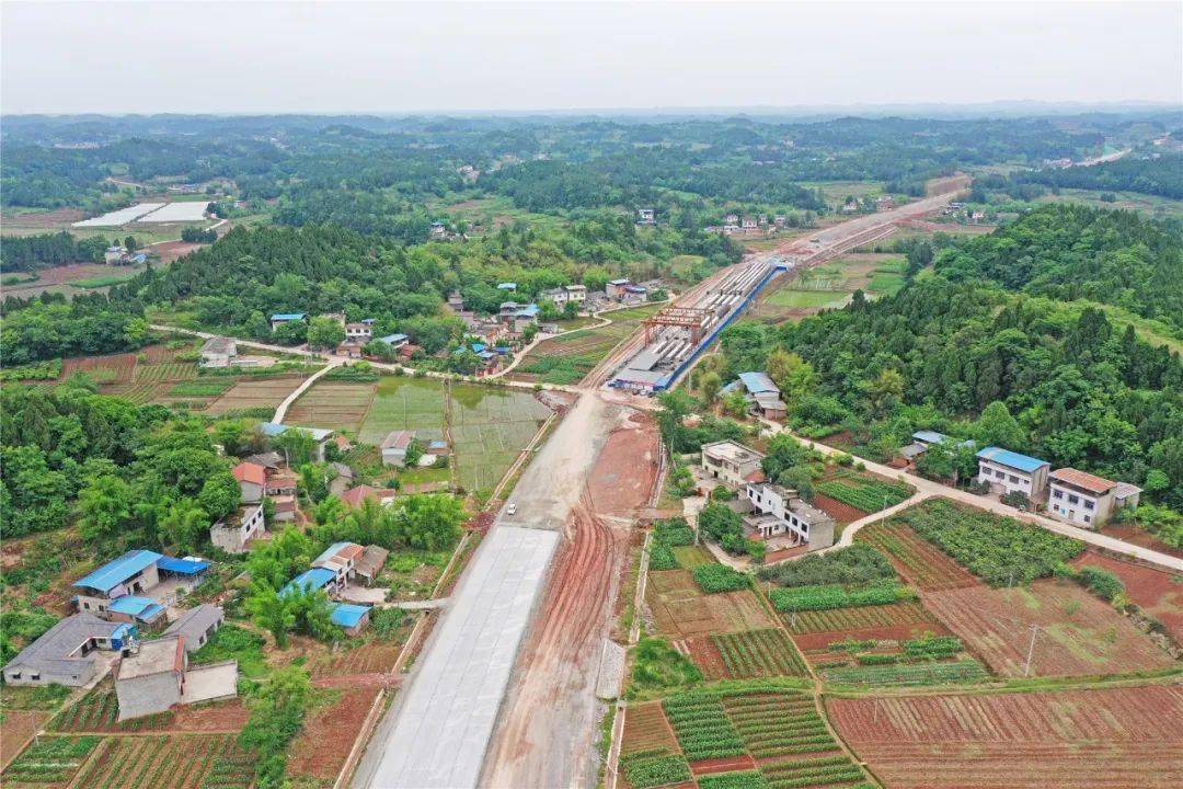 眉山天府新区经济总量_眉山天府新区(2)