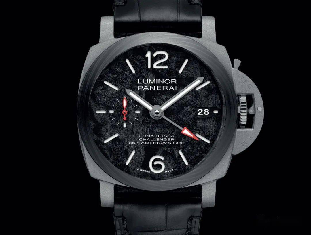 制表|午夜表情 | 终于等来了今年第一场表展,大家都卯足了劲儿。