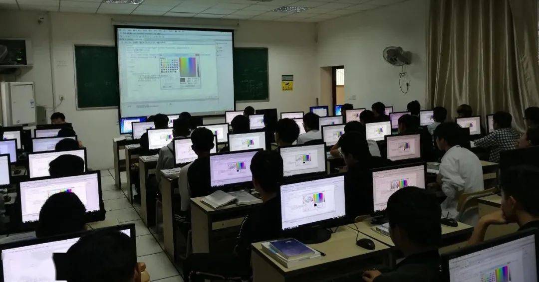 工资|你的工资达到了吗？2020届毕业生平均起薪5290元/月