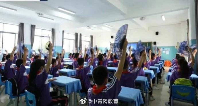 高一|高一学生课间操跳出网红款！网友：这才是青春啊...