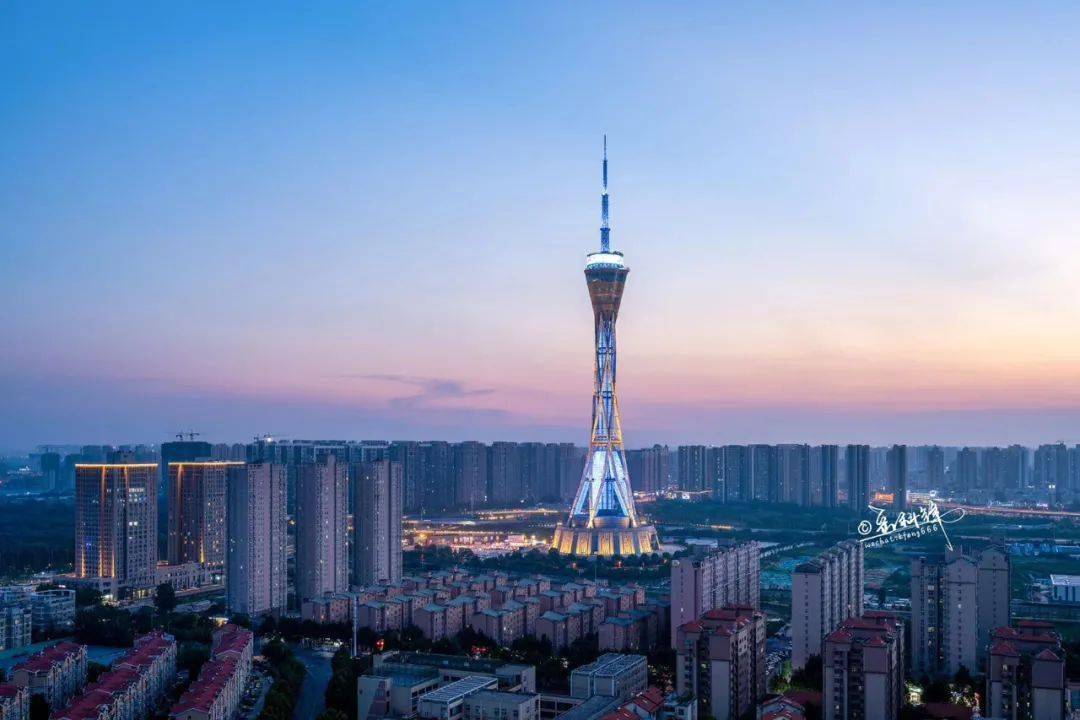 2020年郑州城市宣传片亮相网安周,周末君带你打卡"新地标"!