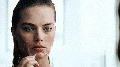 潘达|日本20年老木头,经1300°高温烧成“变态黑炭”,几分钟溶掉黑头,太神奇!