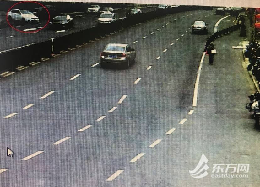 男子不肯付10元停车费驾车拖拽保安 以故意伤害
