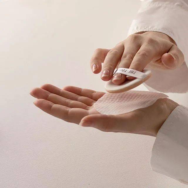 肌肤|水光妆升级版来了,又美又立体的海豚玻璃肌你听过吗?