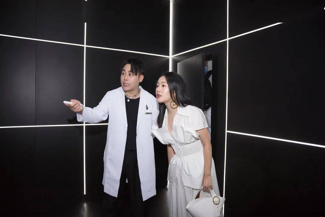 倩碧|在302万人美白片场，我被皮肤真相小黑屋爆击了……