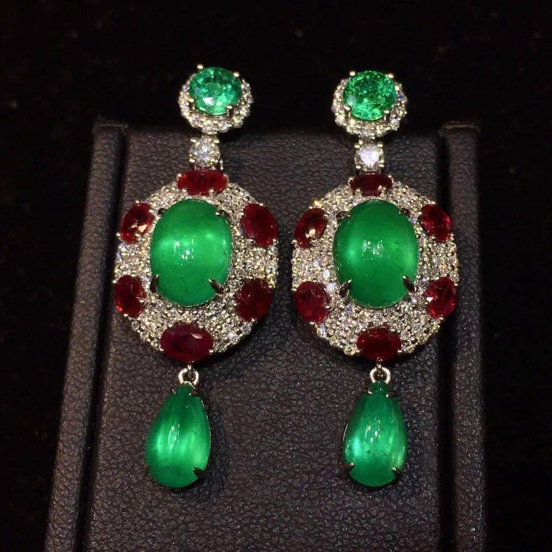 老年人|41岁女子10年时间里和8名老年人结婚 骗走大量珠宝和钱财后悲剧