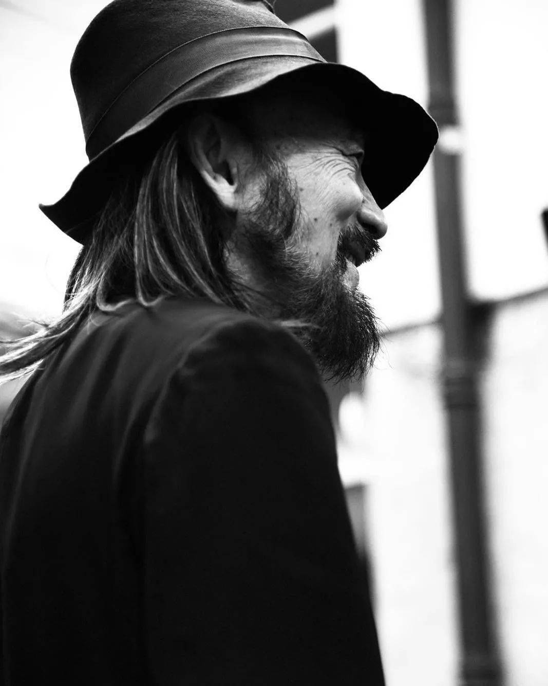 山本耀|山本耀司牵手Supreme,说好的“反时尚”呢?