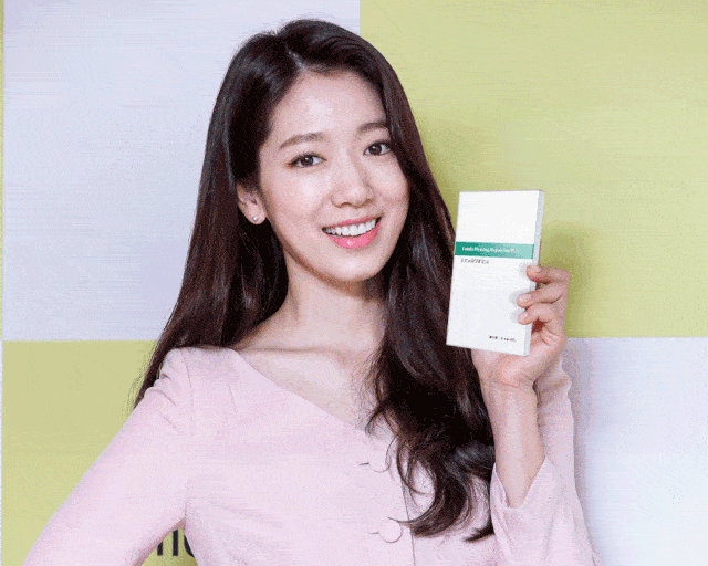 网友|47岁阿姨直播，“法令纹”2分钟磨平！网友炸锅：神仙操作！