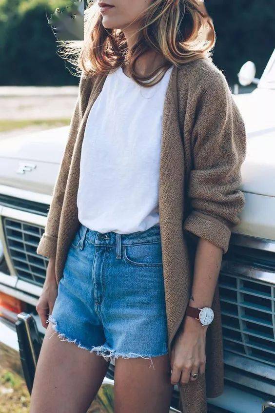 衣服|我减少了买衣服的次数，却穿的越来越好看了！