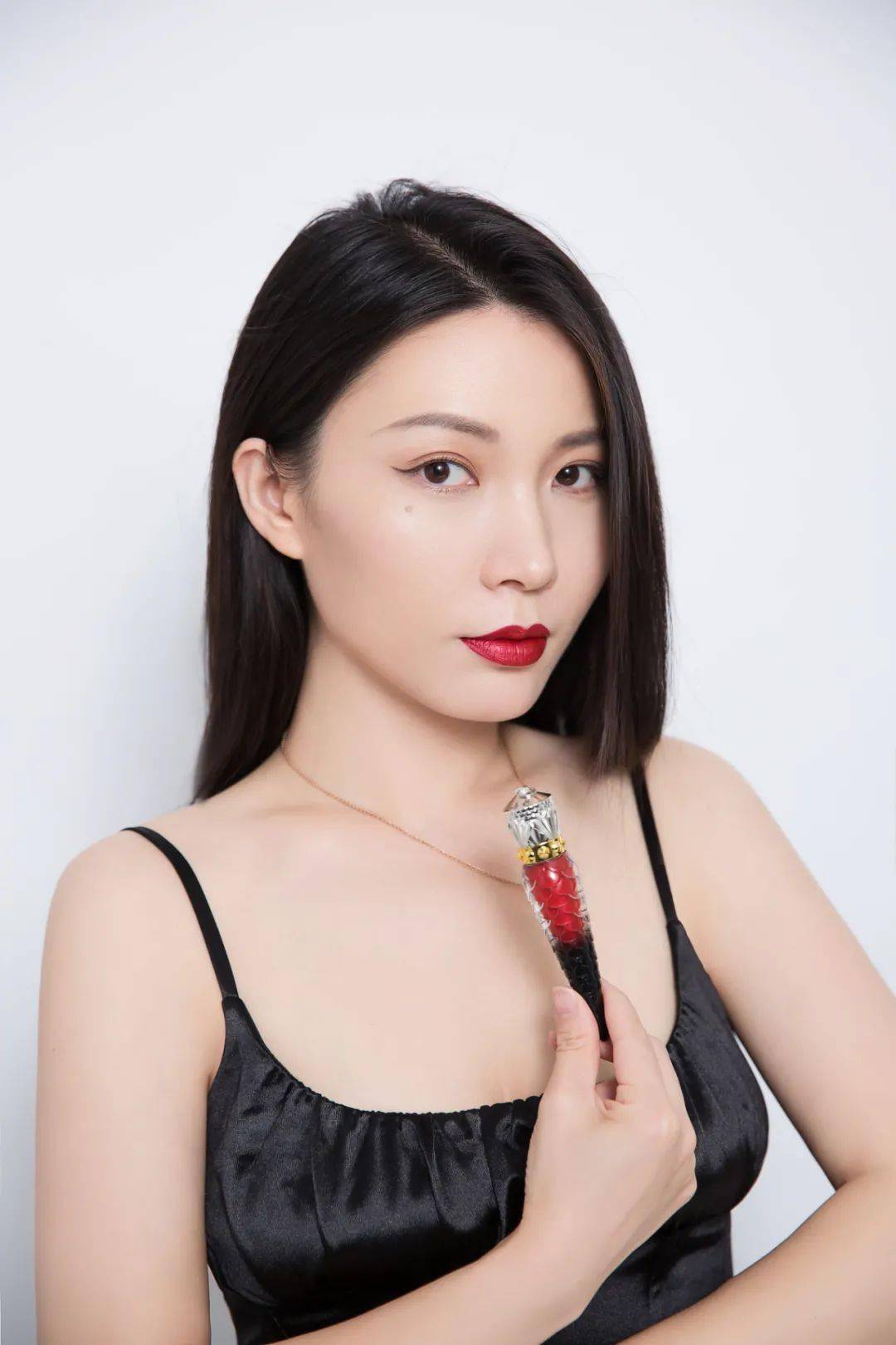 彩妆|2020几十款大牌彩妆新品测评干货来了,仙女们快冲