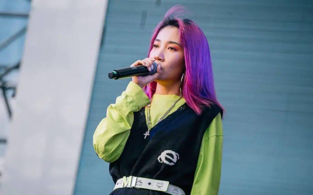 rapper|想要成为rapstar?还不快学辣妹妆!