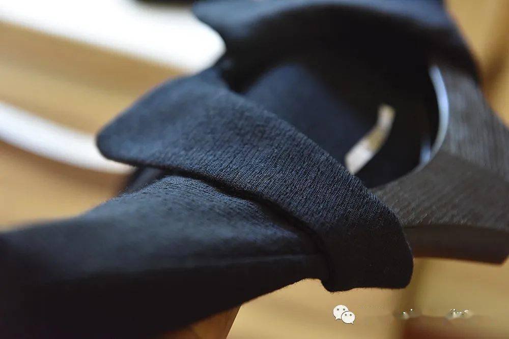 字母|福利 | 初秋原货精品：MM字母T恤，大牌条纹针织衫，V家POLO衫