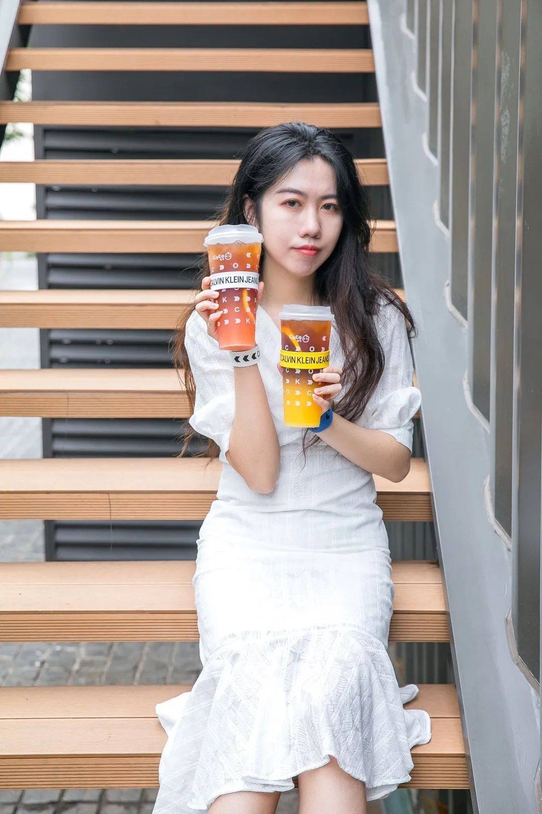 合作|潮人必备!CoCo与CK腕表首饰跨界合作,限量版手环抢疯了...