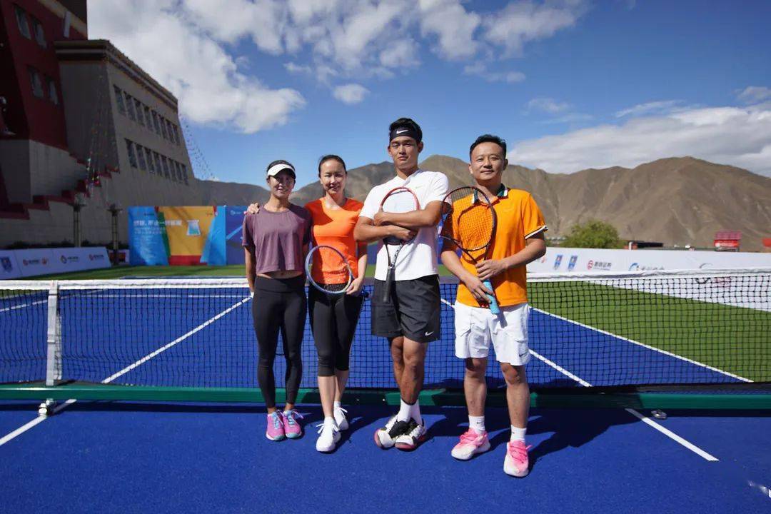 一场海拔3580米的网球赛!彭帅鲁晶晶助阵中国·光年城