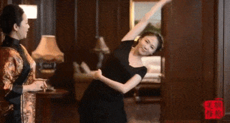 徐峥|37岁穿旗袍秀“完美腰臀比”征服徐峥，让毒舌章子怡赞不绝口：女人最高级的性感，都藏在这一点！