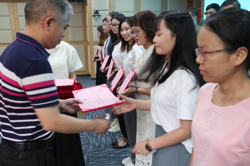 服务|东莞新选拨社工督导人才下月上岗，每月最高可享三千元补贴