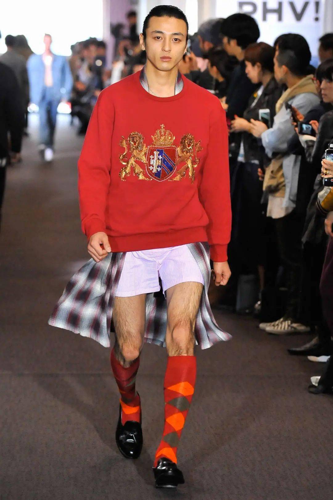 日本|承袭于三宅一生的精致街头雅痞，这个小众日本品牌有点东西