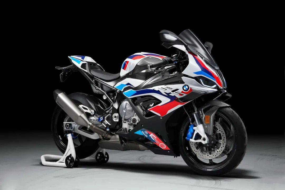 宝马摩托 wsbk 级跑车 m1000rr:概述
