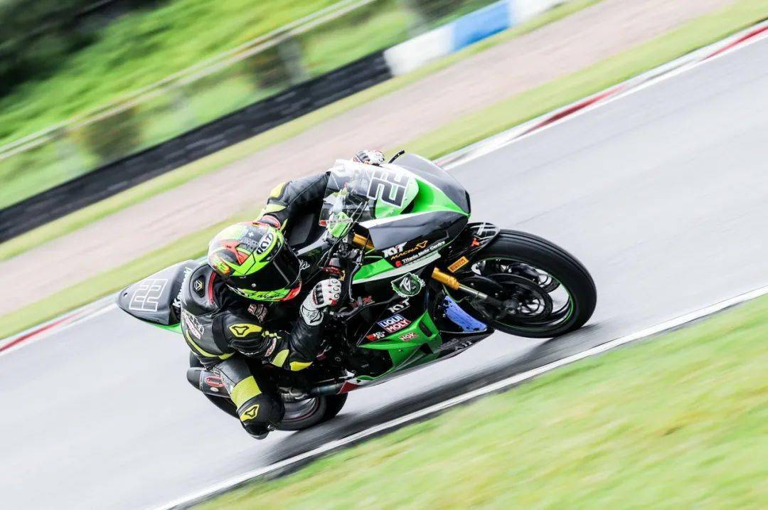 赛600摩托车多少cc b8538e8607fe49a69b5db7eb7ee4e646.jpeg