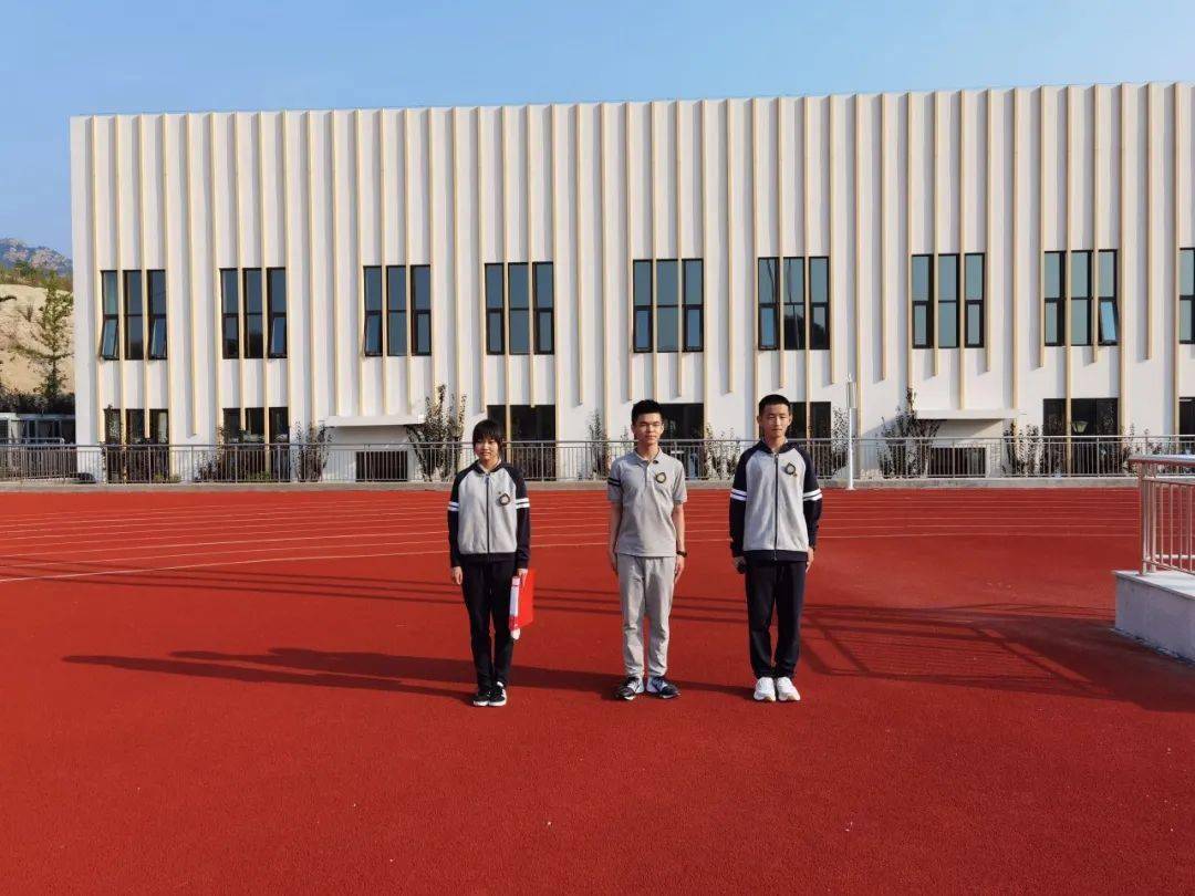 "安全之责,尽在你我"——记青岛二中院士港分校安全主题周活动