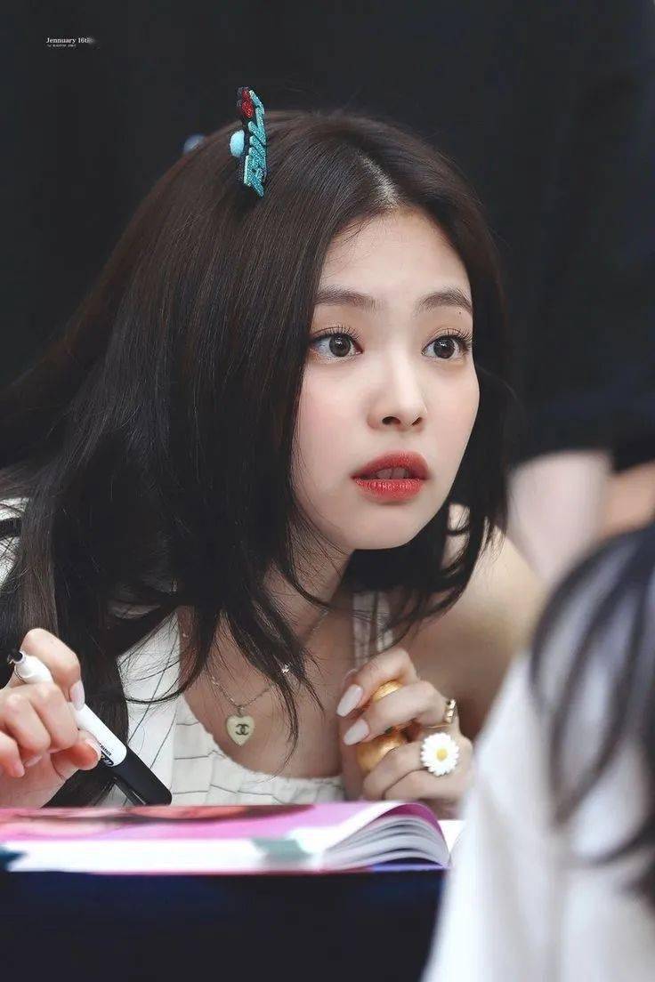 水润|新学期新面貌，全靠藏在开学妆中的「巧手妙思」！