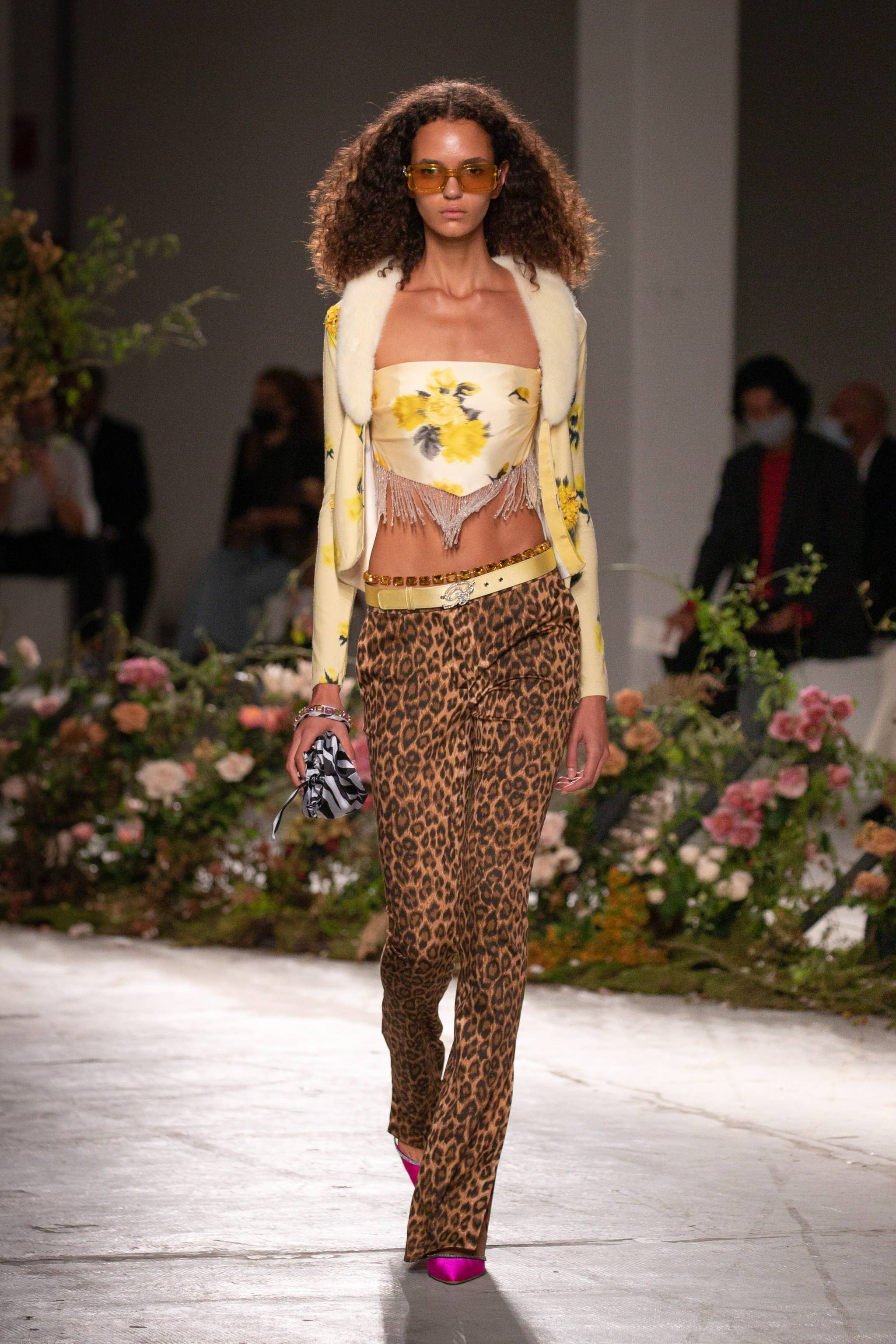 米兰|米兰时装周——Blumarine品牌时装秀